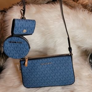 Michael Kors Jet Set Travel Small Logo Shoulder Bag with Pouches